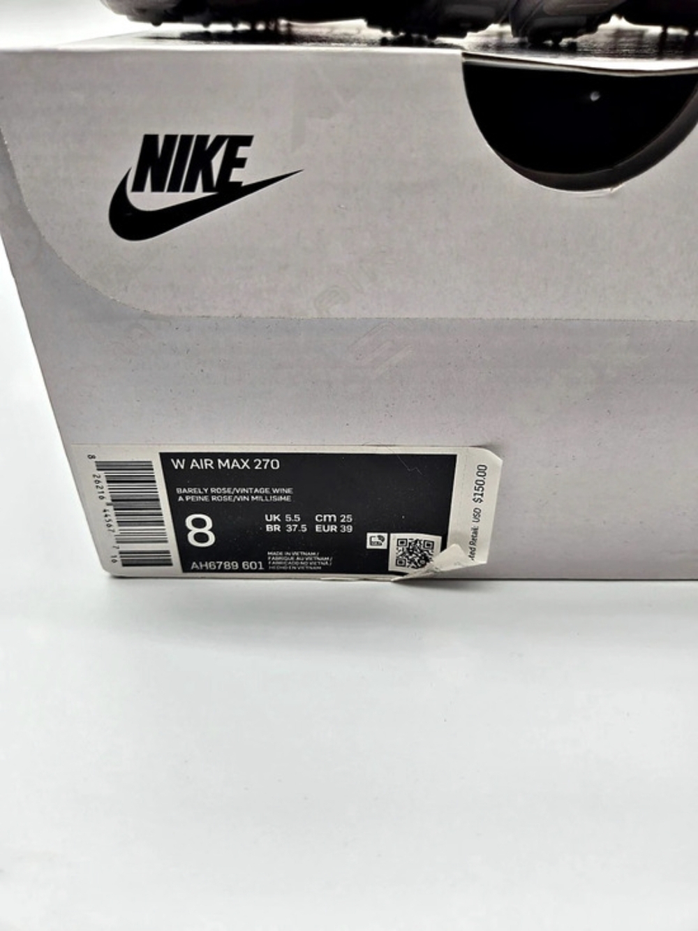 Nike Air Max 270 Sneakers US 8 Like New